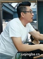 田教授和贤教授演员王志飞剧照