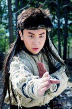 孔雀翎演员表释小龙剧照