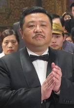 孤岛猎鹰演员表梁冠华剧照