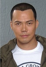 女警爱作战演员表谢天华剧照