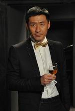 孤岛猎鹰演员表张子健剧照